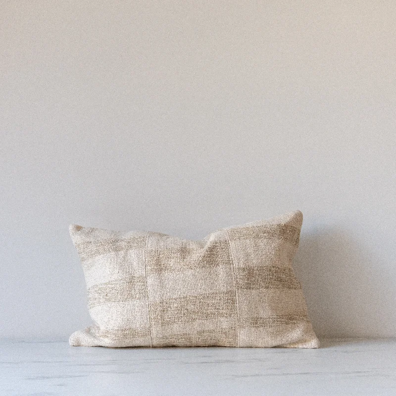 Hypoallergenic Pillows for Allergy SufferersBrigette Romanek x Loloi Maize Pillow