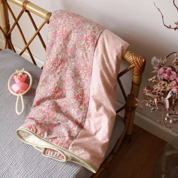 Bamboo fiber blankets with natural antibacterial propertiesBarnabe aime le café Baby Blanket Alba 73x90cm