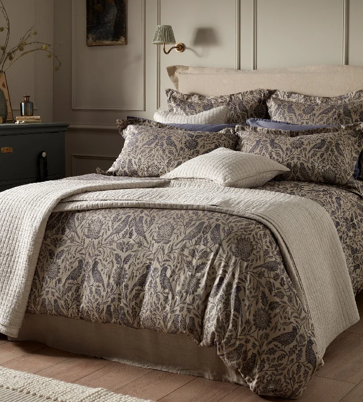 Clearance - priced duvet covers for a great deal on last - season modelsBed duvet covers to enhance the comfort and aesthetics of the bedroomBirdie Jacquard 100% Cotton Duvet Cover