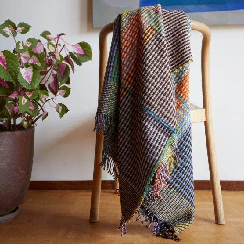 Fleece blankets for a cozy and plush textureHertha 100% Lambswool Basketweave Throw