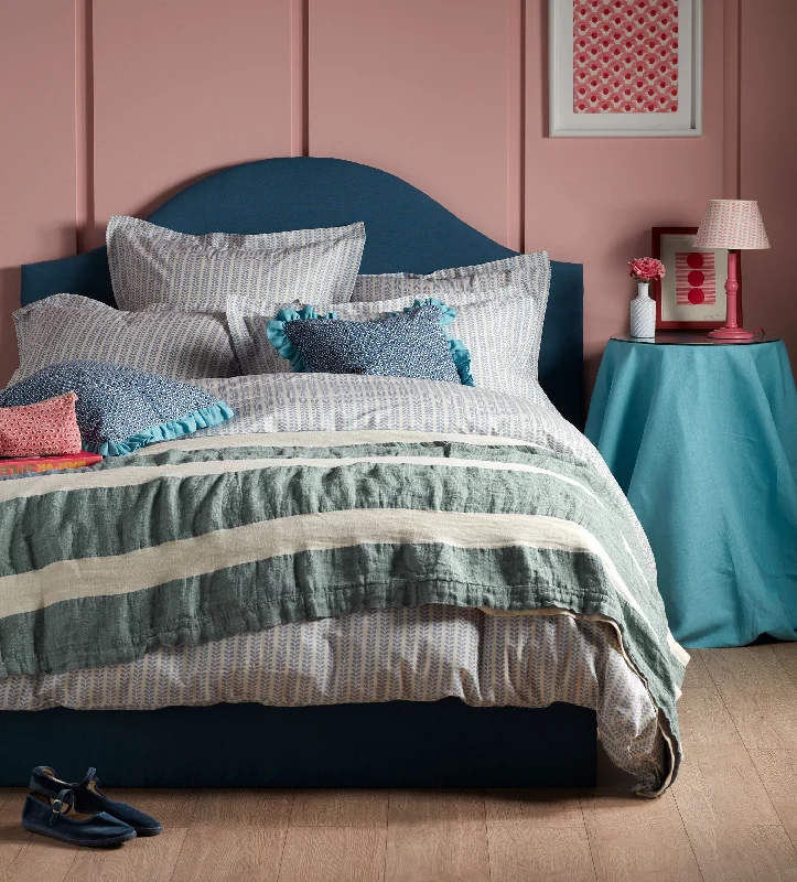 Clearance - priced duvet covers for a great deal on last - season modelsBed duvet covers to enhance the comfort and aesthetics of the bedroomMolly Mahon Blue Bindi 100% Cotton Duvet Cover