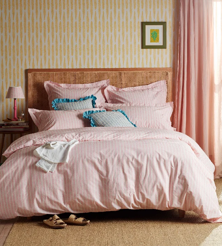 High - end luxury duvet covers for a top - tier sleep experienceMolly Mahon Pink Bindi 100% Cotton Duvet Cover