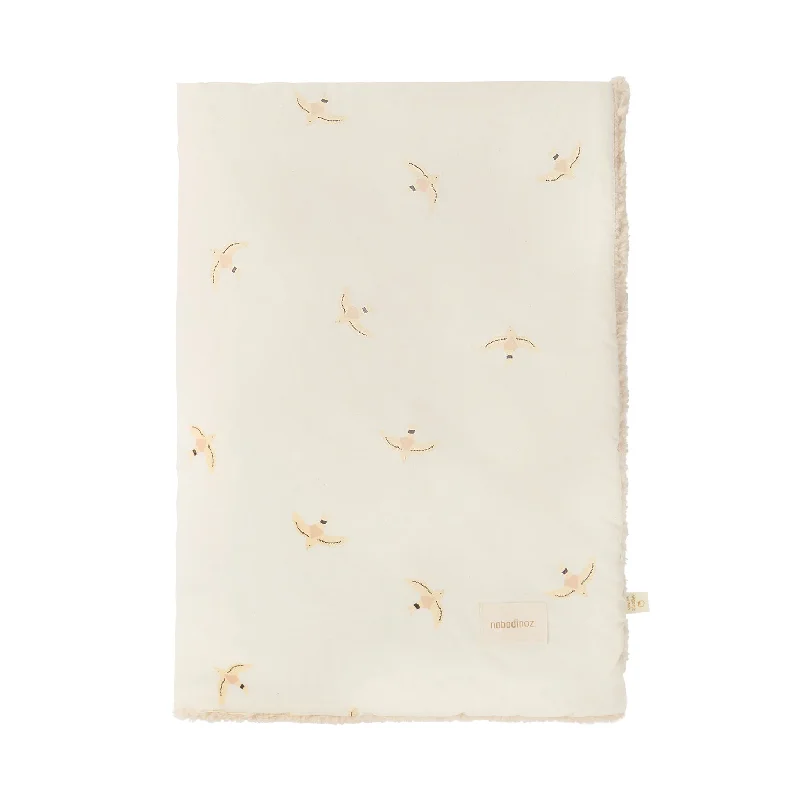 Recycled polyester blankets for an eco - conscious optionnobodinoz Stories Winter New Born Blanket Nude Haiku Birds Natural