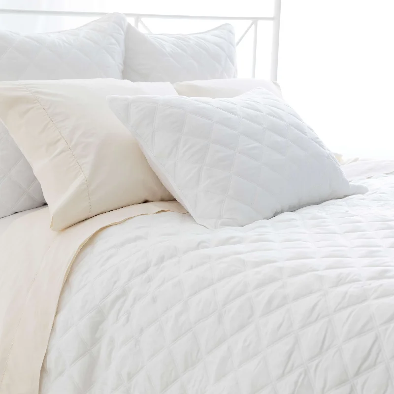 Custom - sized duvet covers to fit unique or non - standard bed framesPine Cone Hill Quilted Silken Solid Coverlet