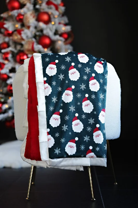 Chenille blankets with a thick and fuzzy textureSanta Blanket