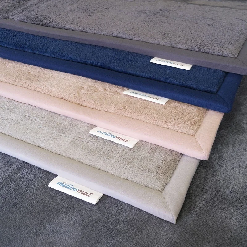 Silk blankets with a smooth and elegant touchThe Mellow Mat® LUX Edition (Soft Touch Sensory Tatami Rug)