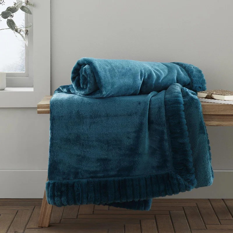 Acrylic blankets for a soft and affordable alternativeVelvet and Faux Fur Throw Teal